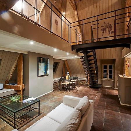 Gite La Passerelle - Manoir Le Plessix Madeuc Corseul Екстер'єр фото