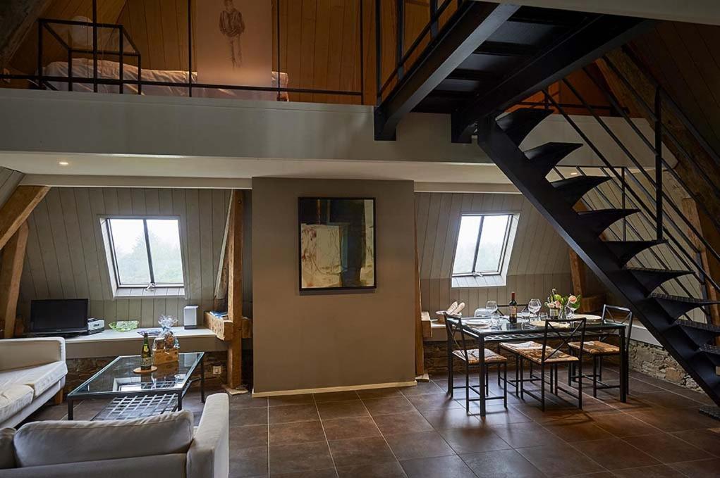 Gite La Passerelle - Manoir Le Plessix Madeuc Corseul Екстер'єр фото